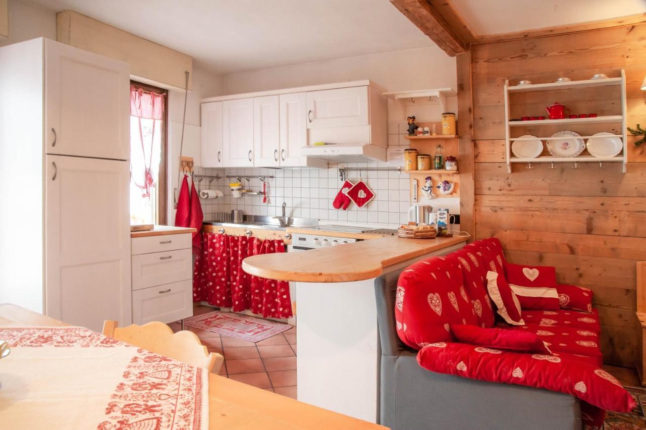 Casa Fiore Cipat 22038 Canale San Bovo Kültér fotó